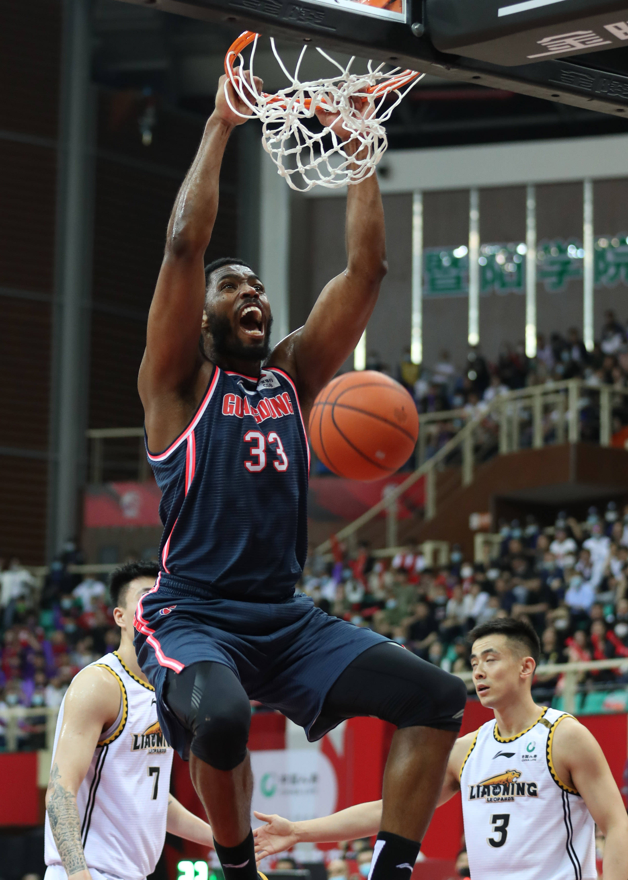 这也行？赛后广东宏远回应争议窗口期辽宁本钢备战NBA常规赛，洛杉矶快船围绕CBA常规赛手感冰凉的简单介绍